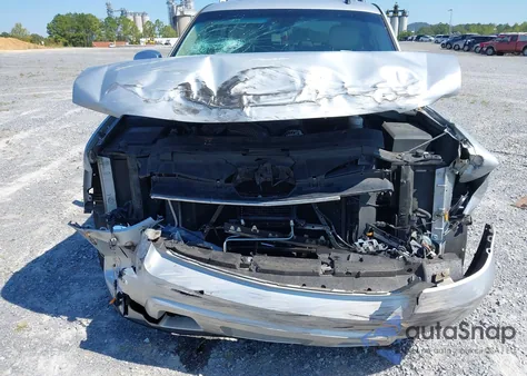 2012 Chevrolet Suburban 1500 Ltz из США, поврежденный, VIN 1GNSKKE78CR178539